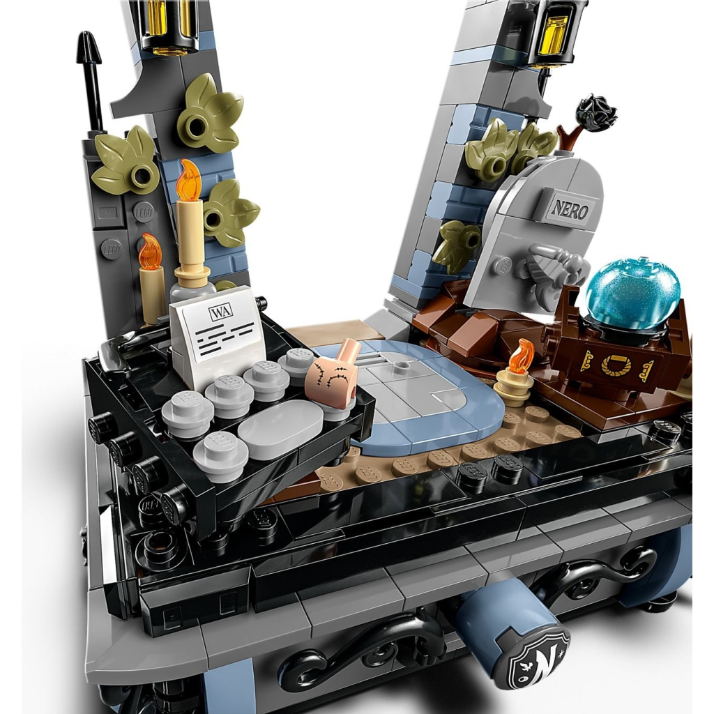 Конструктор LEGO Wednesday Фігурка Венздей Аддамс (76780) - зображення 4