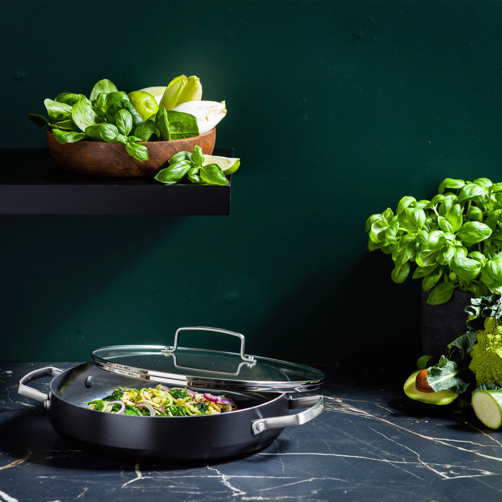 Сотейник GreenPan Chef's Collection з кришкою 28 см, 3,5 л (CC007736-001) - зображення 3