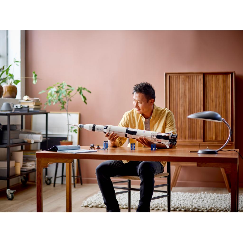 Конструктор LEGO Ideas Ракета NASA Аполло Сатурн 5 (92176) - зображення 9