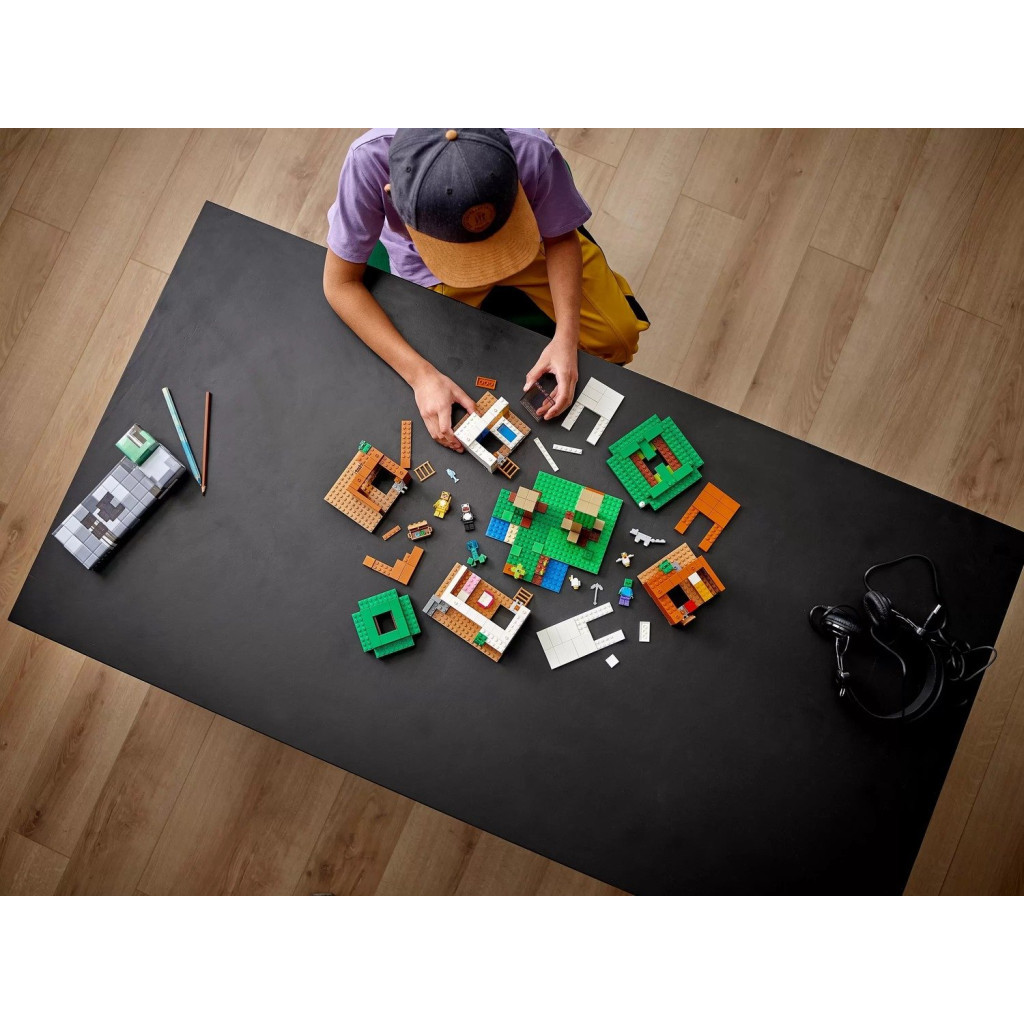 Конструктор LEGO Minecraft Сучасний будиночок на дереві 909 деталей (21174) - зображення 2