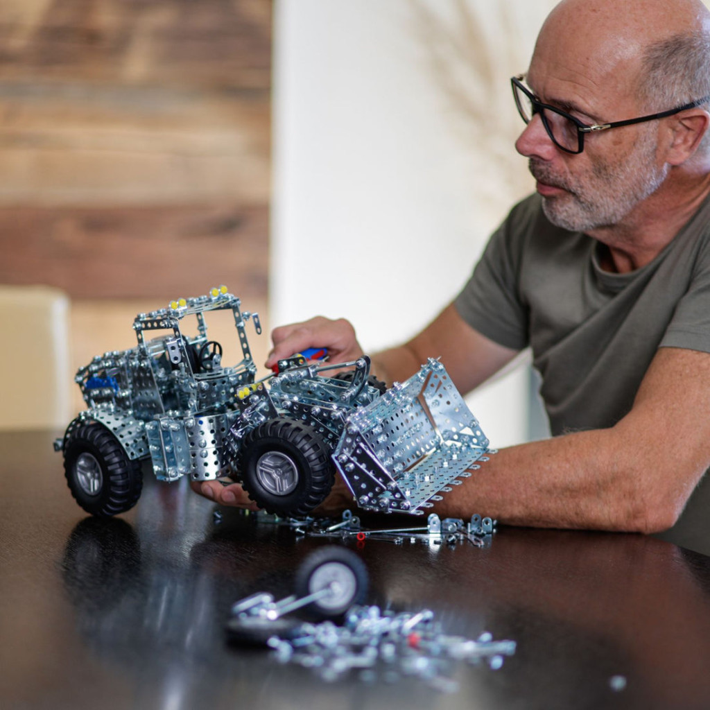 Конструктор Eitech Колісний навантажувач XL (С330) - зображення 6