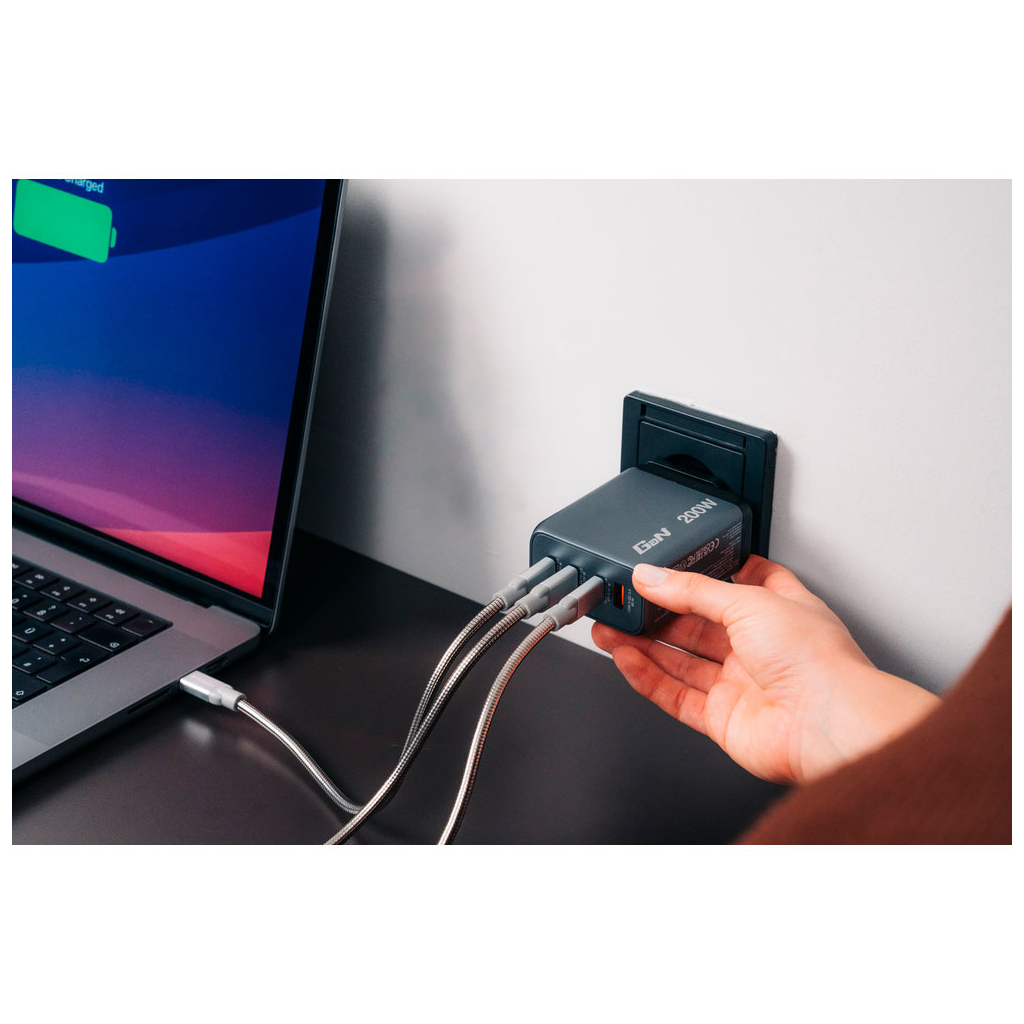 Зарядний пристрій Verbatim GaN 200 W 4 ports (2xUSB-C-100 W,USB-C-65 W /USB-A -3.0) (32204) - зображення 8