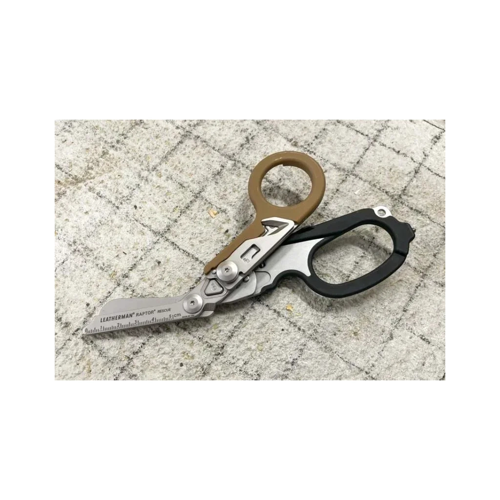 Мультитул Leatherman Raptor Rescue чохол Molle Black/Sand (833062) - picture 12