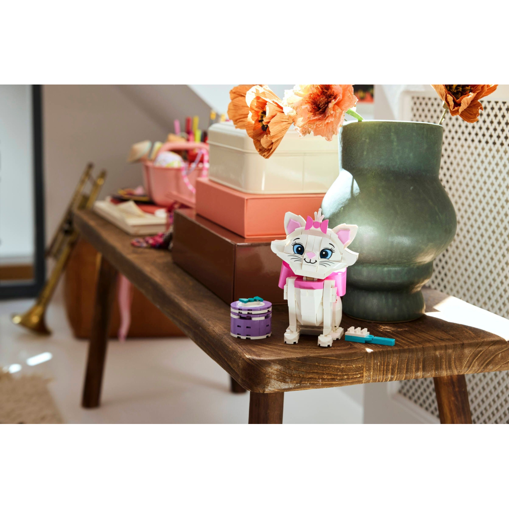 Конструктор LEGO Disney Classic Коти-аристократи Чарівна Марі (43286) - зображення 11