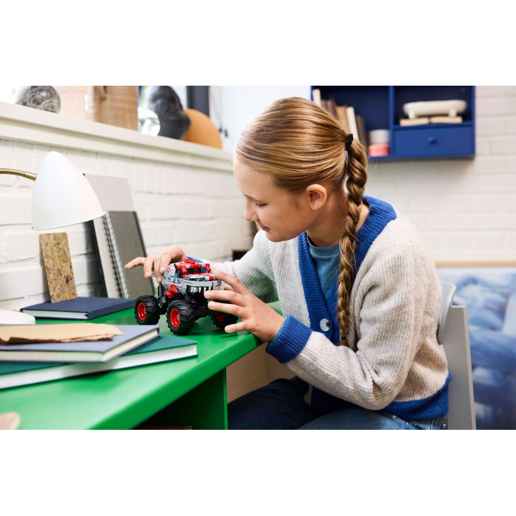 Конструктор LEGO Technic Monster Jam ThunderROARus з інерційним двигуном (42200) - зображення 7