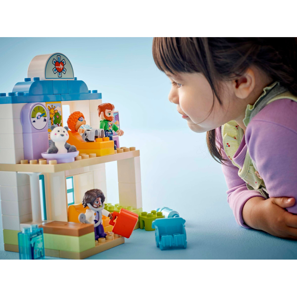 Конструктор LEGO DUPLO Town Уперше: візит до лікаря (10449) - зображення 8