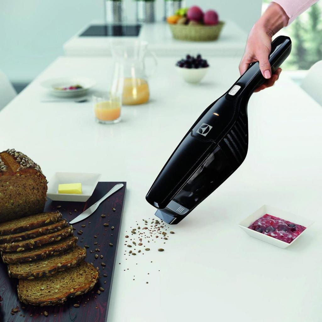 Пилосос Electrolux EERC70EB - зображення 4