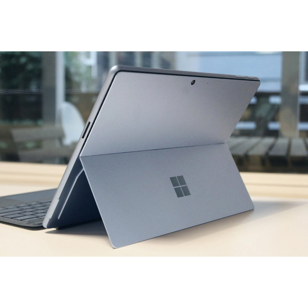 Планшет Microsoft Surface Pro 9 13 PS Touch/ i7-1265U/32GB/1TB/Win11P Silver (QLQ-00001) - зображення 6
