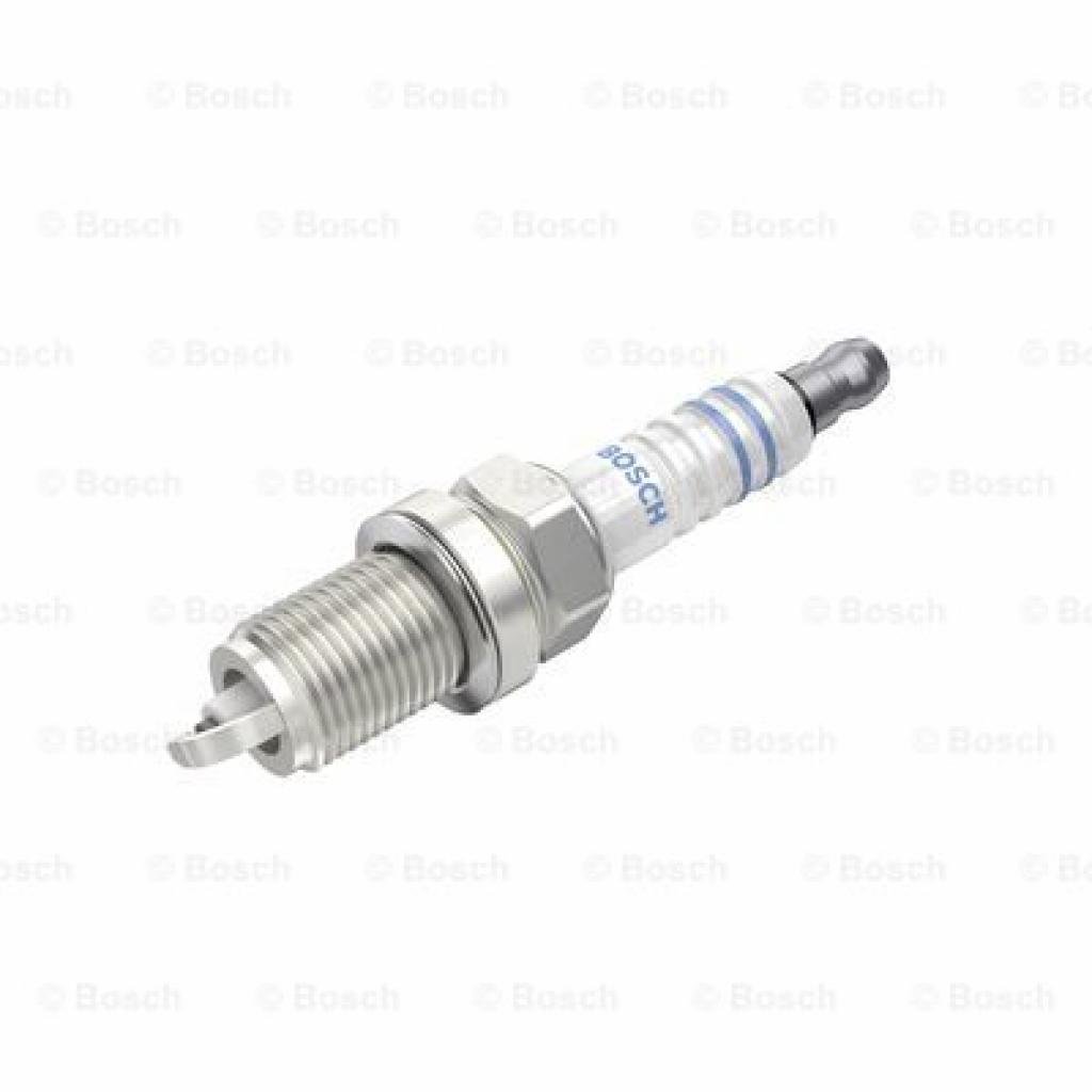 Свічка запалювання Bosch 0 242 235 986 комплект - зображення 1