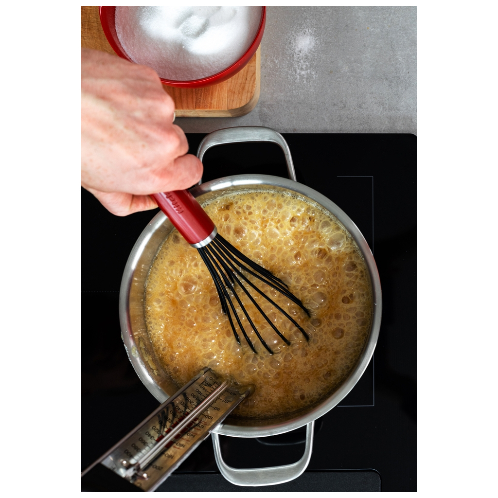 Вінчик KitchenAid Coreline 27 см червоний (KAG0640OHERE) - зображення 7