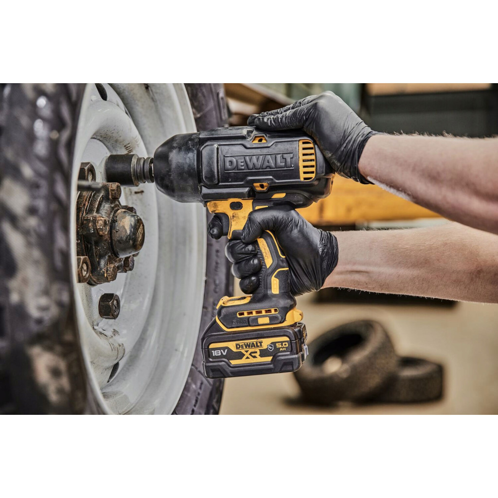 Гайковерт DeWALT 18 В XR Li-lon 2x5Ah, 1396 Нм (DCF900P2G) - изображение 12