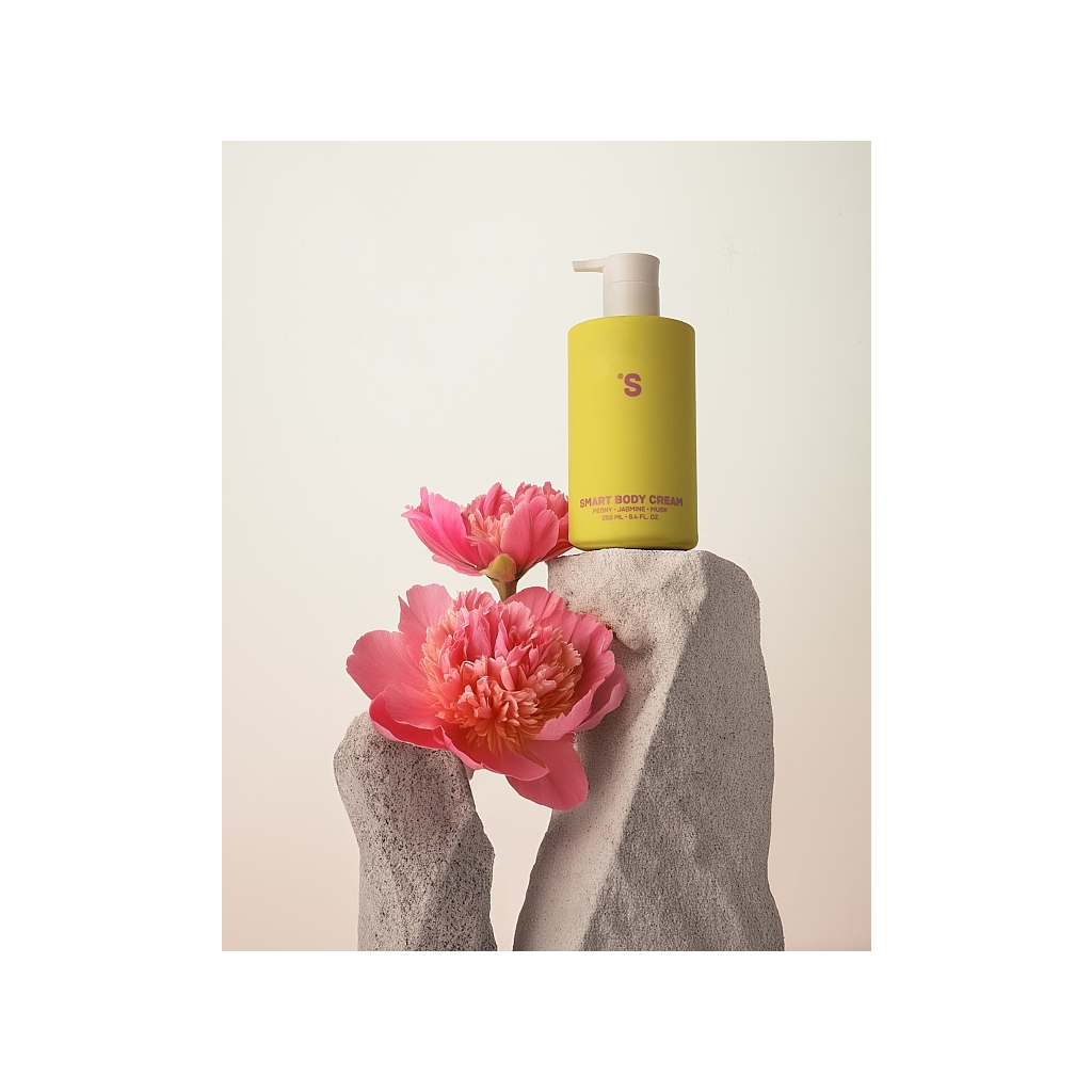 Лосьйон для тіла Sister's Aroma Smart Body Cream Півонія 250 мл (4820227782925) - зображення 2