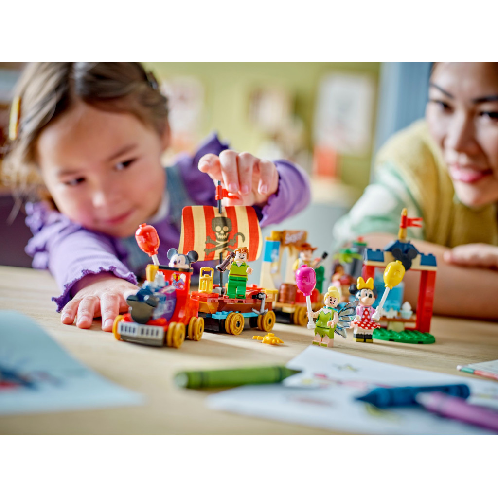 Конструктор LEGO Disney Classic Святковий діснеївський потяг 191 деталь (43212) - зображення 10