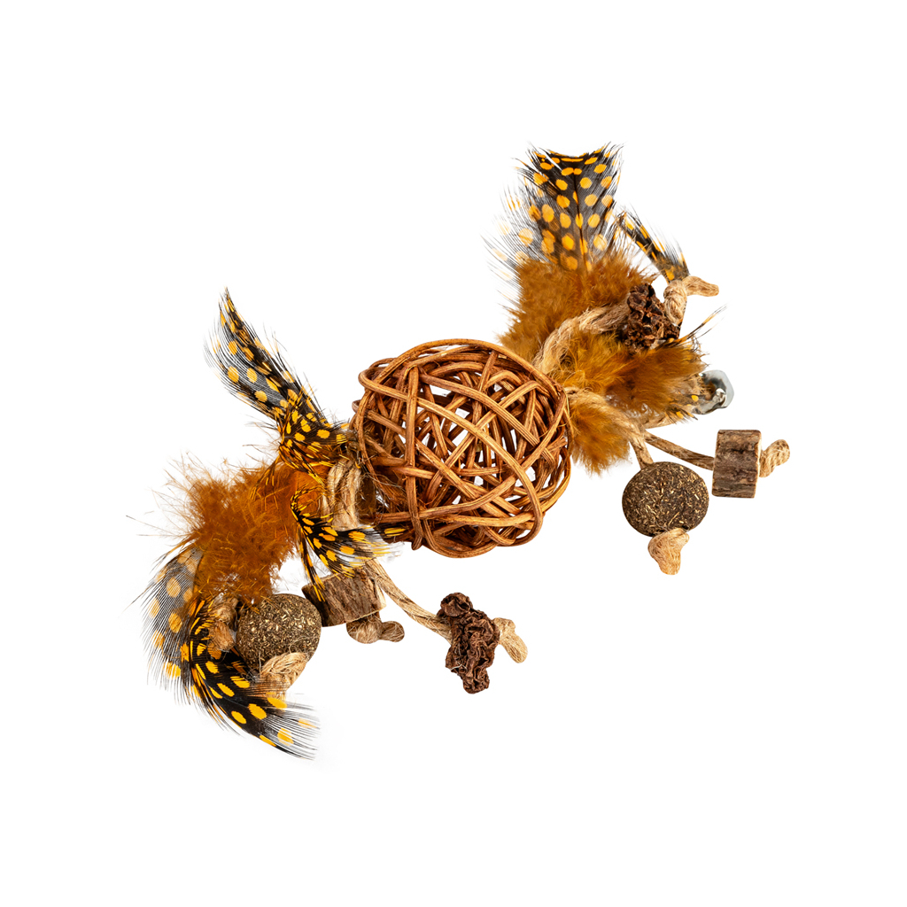 Іграшка для котів Waucat Fun Natural Плетений м'ячик з дзвіночком і пір'ям 20 см (6211) - зображення 1