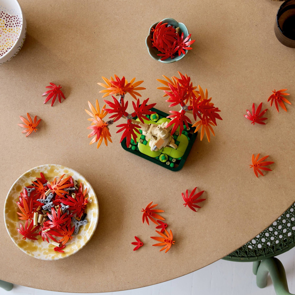 Конструктор LEGO Botanicals Бонсай з японського червоного клена (10348) - зображення 9