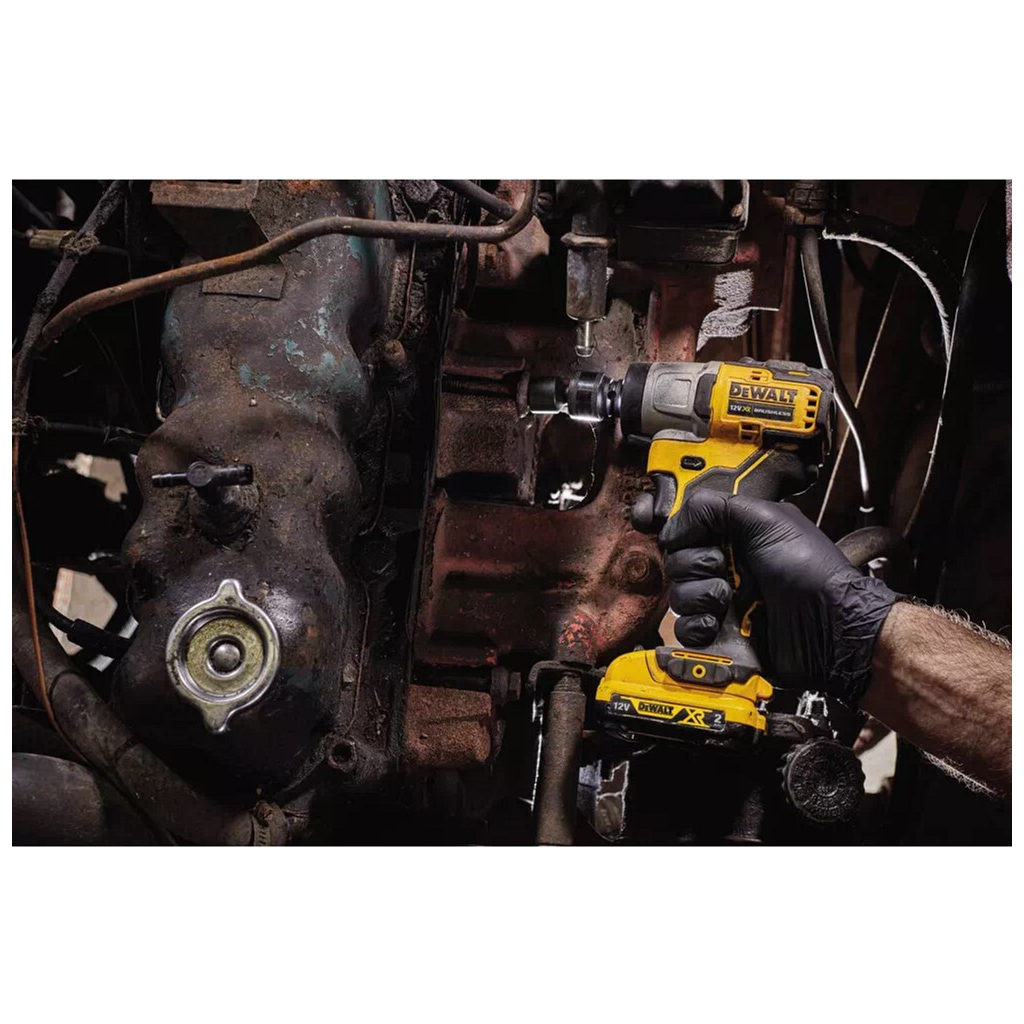 Гайковерт DeWALT 12 В XR Li-lon, 168 Нм, 2 АКБ та ЗП, кейс (DCF902D2) - зображення 5