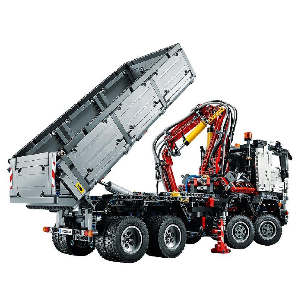 Конструктор LEGO Technic Mercedes-Benz Arocs (42043) - зображення 5