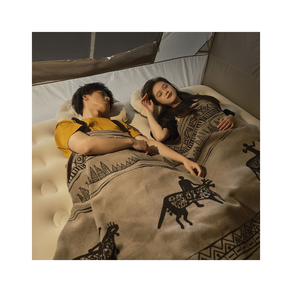 Матрац надувний Naturehike CNH23DZ10001 з помпою 200 х 150 см світло-коричневий (6976023929823) - зображення 4