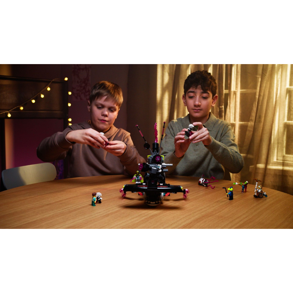 Конструктор LEGO DREAMZzz Жахливий підводний човен «Акула» (71500) - зображення 10