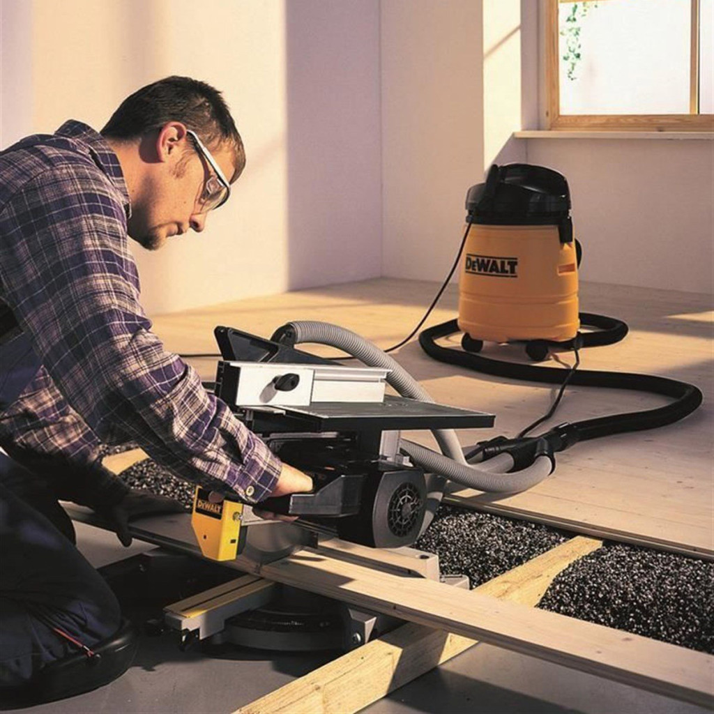 Дискова пила DeWALT 1300 Вт, 260х30мм, 2950 об/хв, вага 20 кг (DW711) - изображение 6