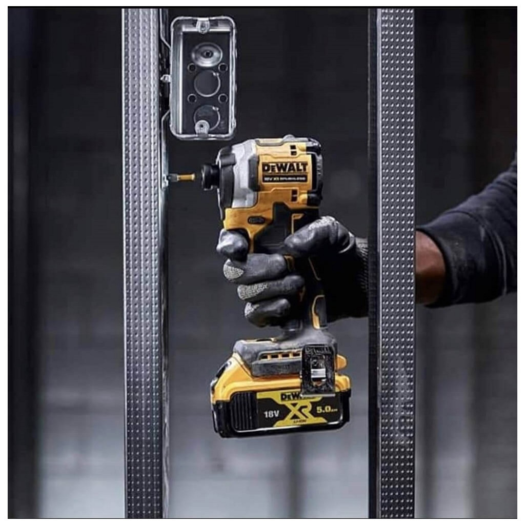 Шуруповерт DeWALT DCF850N (Без АКБ та ЗП) (DCF850N) - зображення 6