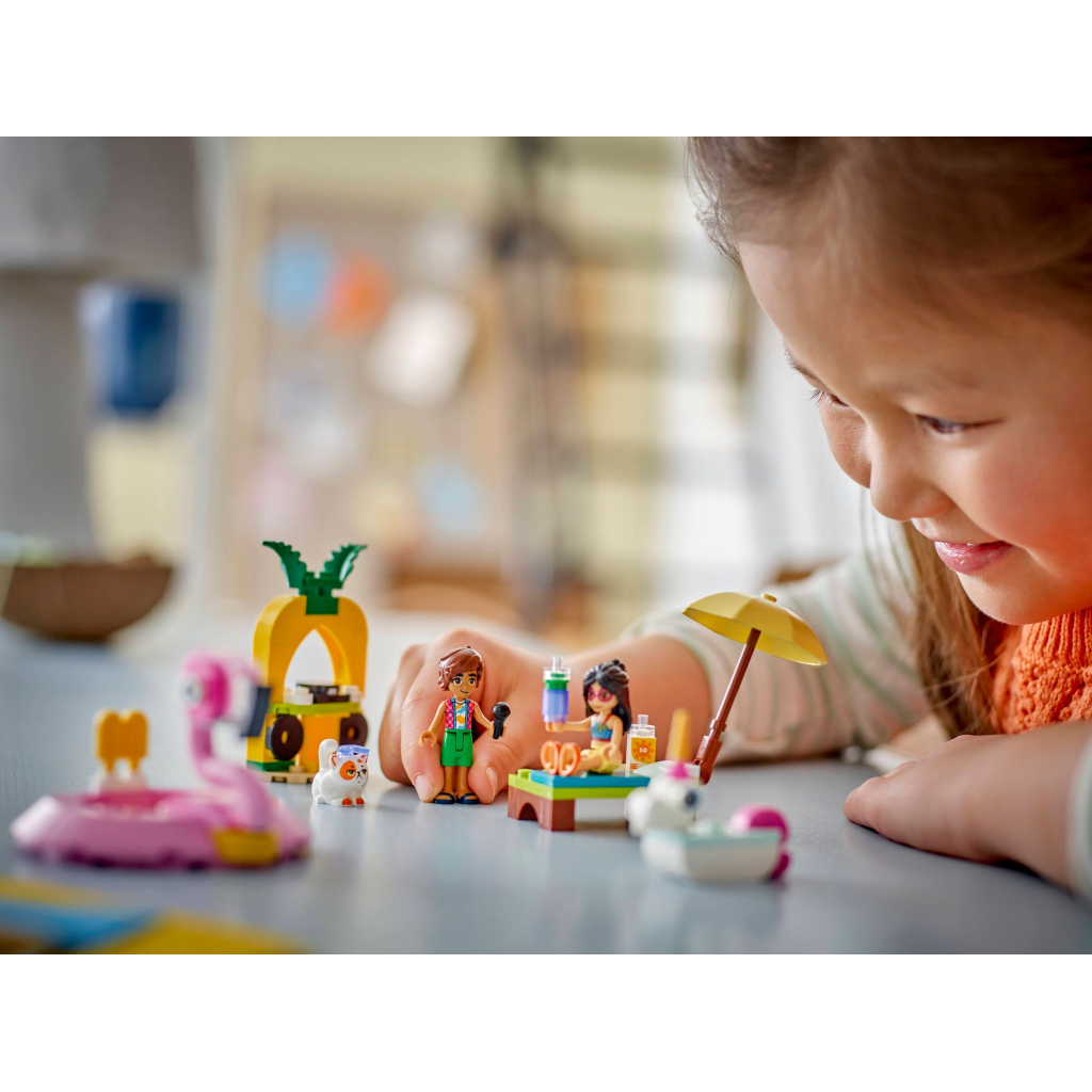 Конструктор LEGO Friends Вечірка єдинорога та фламінго біля басейну (42658) - зображення 8
