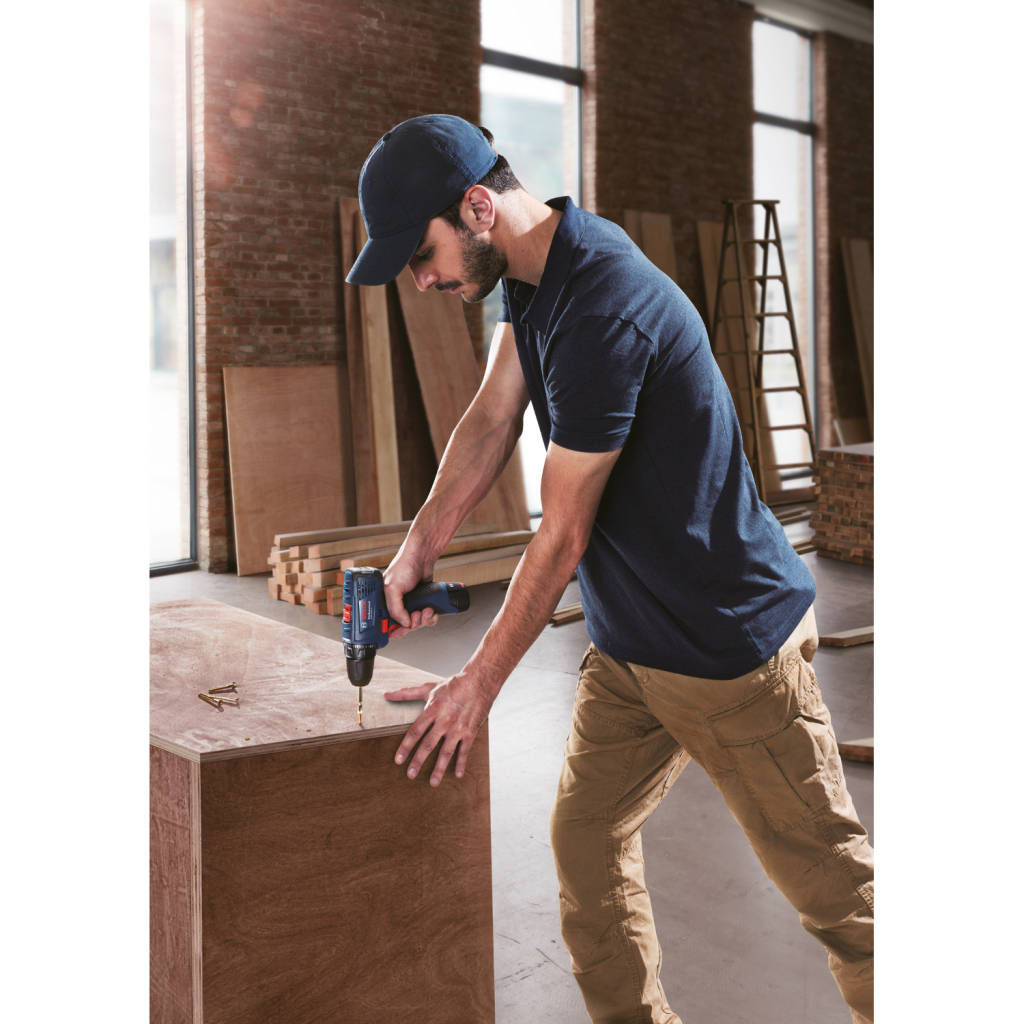 Шуруповерт Bosch GSR 120-LI, 2х2Ач, набір біт 11од і свердел 12од. (0.601.9G8.002) - зображення 3