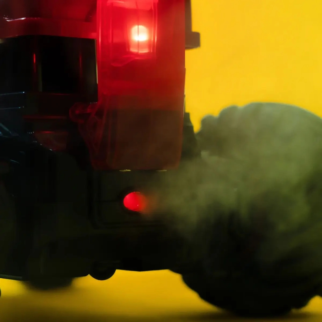 Радіокерована іграшка Otamanko Танцююча машинка BULL RIDER, червоний (С006 red) - изображение 7