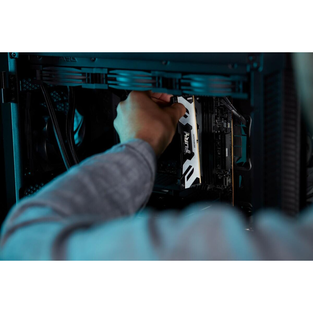Модуль пам'яті для комп'ютера DDR5 24GB 6400 MHz Renegade Silver XMP Kingston Fury (ex.HyperX) (KF564C32RS-24) - зображення 9