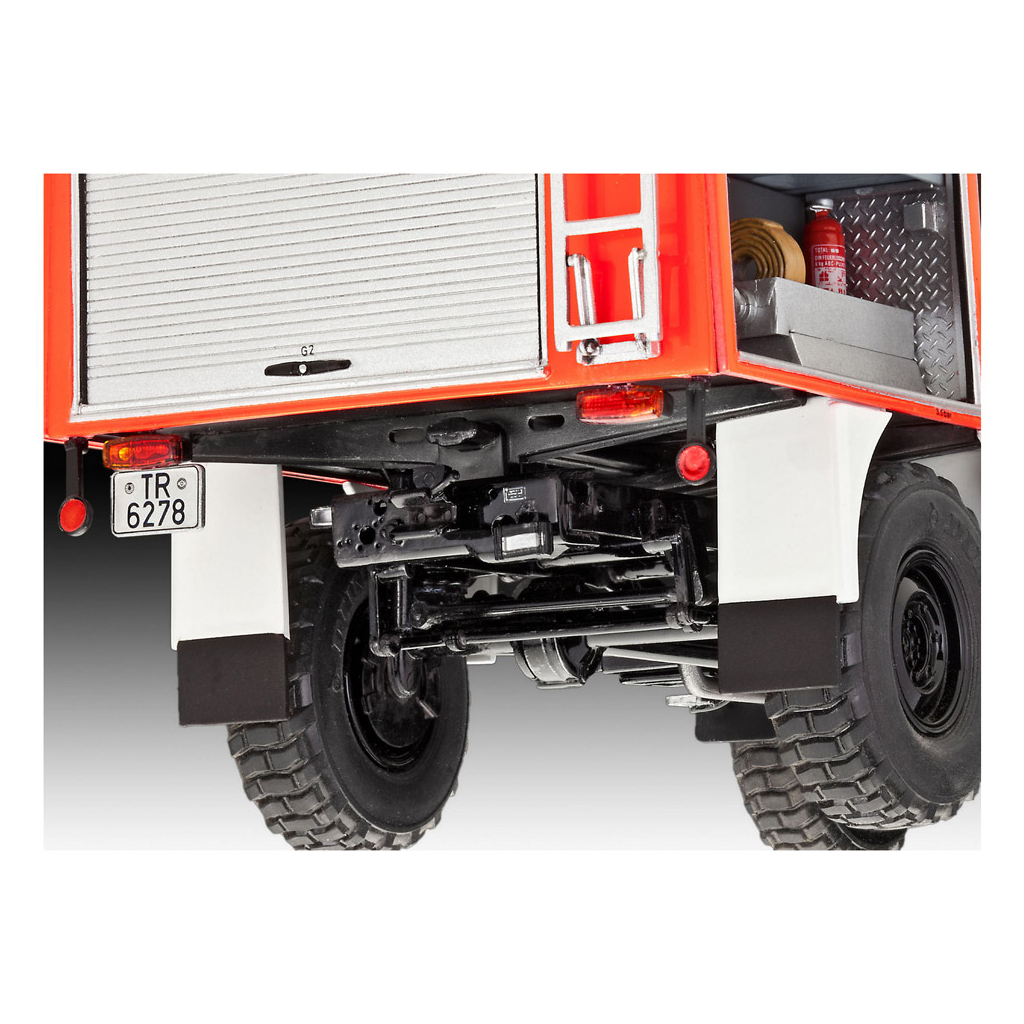 Збірна модель Revell Пожежна машина Unimog U1300L TLF 8/18 рівень 5 масштаб 1:24 (RVL-07512) - зображення 6