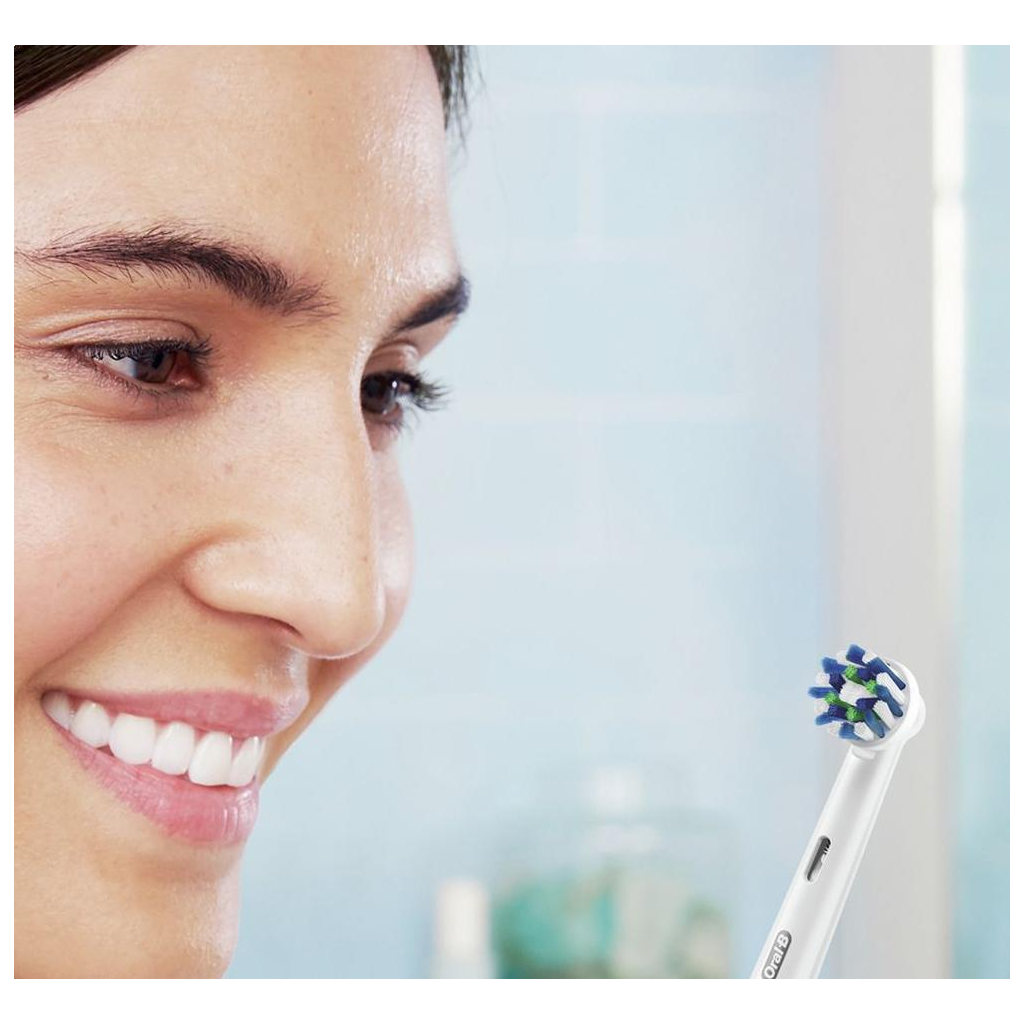 Електрична зубна щітка Oral-B D103 Frozen - зображення 7