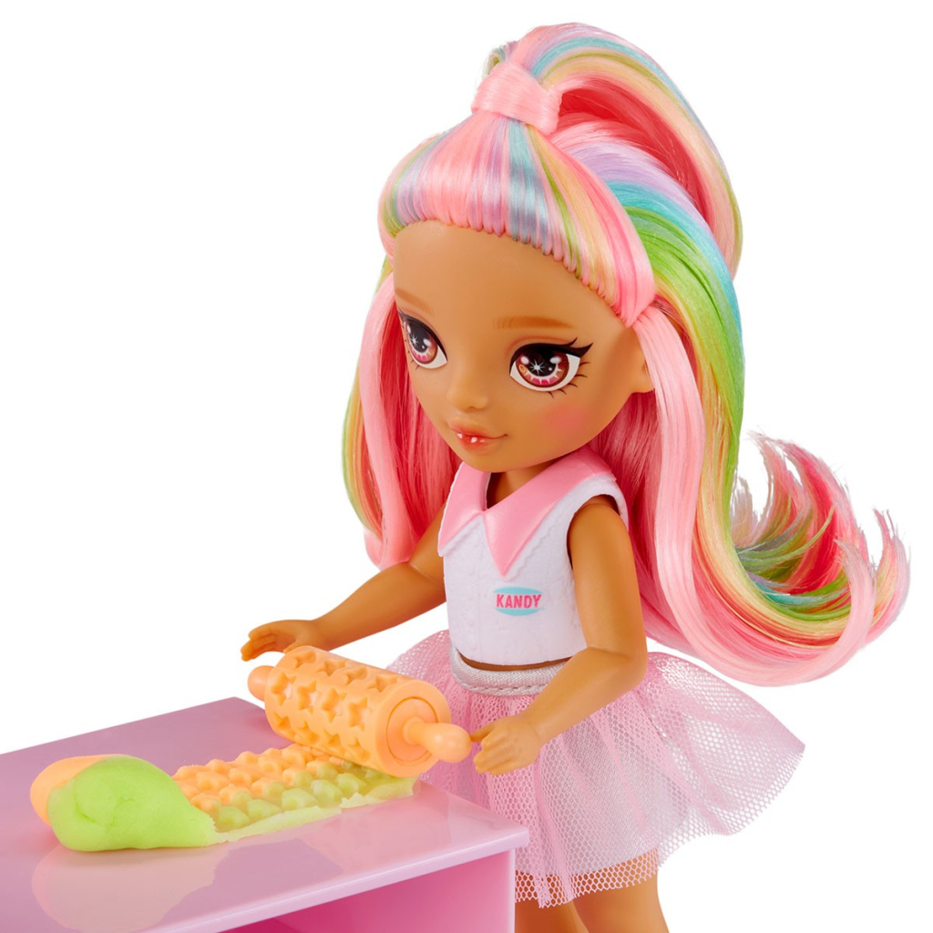 Лялька Rainbow High серії Littles - Кондитерська Кенді (522058) - изображение 7