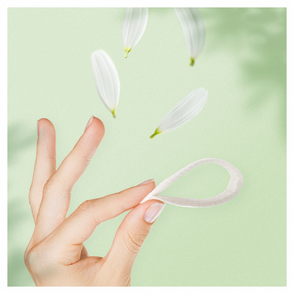 Щоденні прокладки Naturella Camomile Normal 20 шт. (8006540100684) - изображение 7