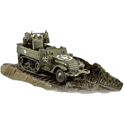 Збірна модель Revell Напівгусеничний бронеавтомобіль Halftrack M16, 1:76 (3228) - зображення 1