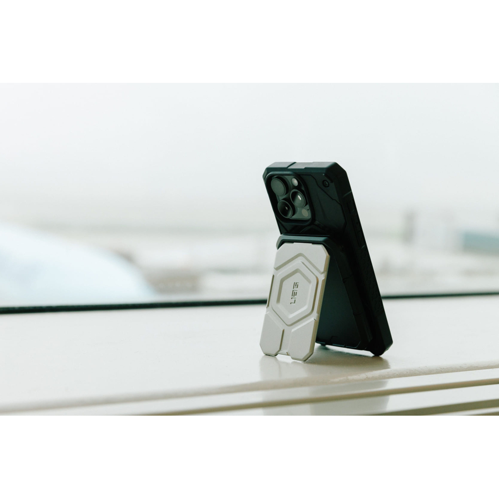 Чохол до мобільного телефона UAG Magnetic Wallet with Stand Black (964442114040) - зображення 2