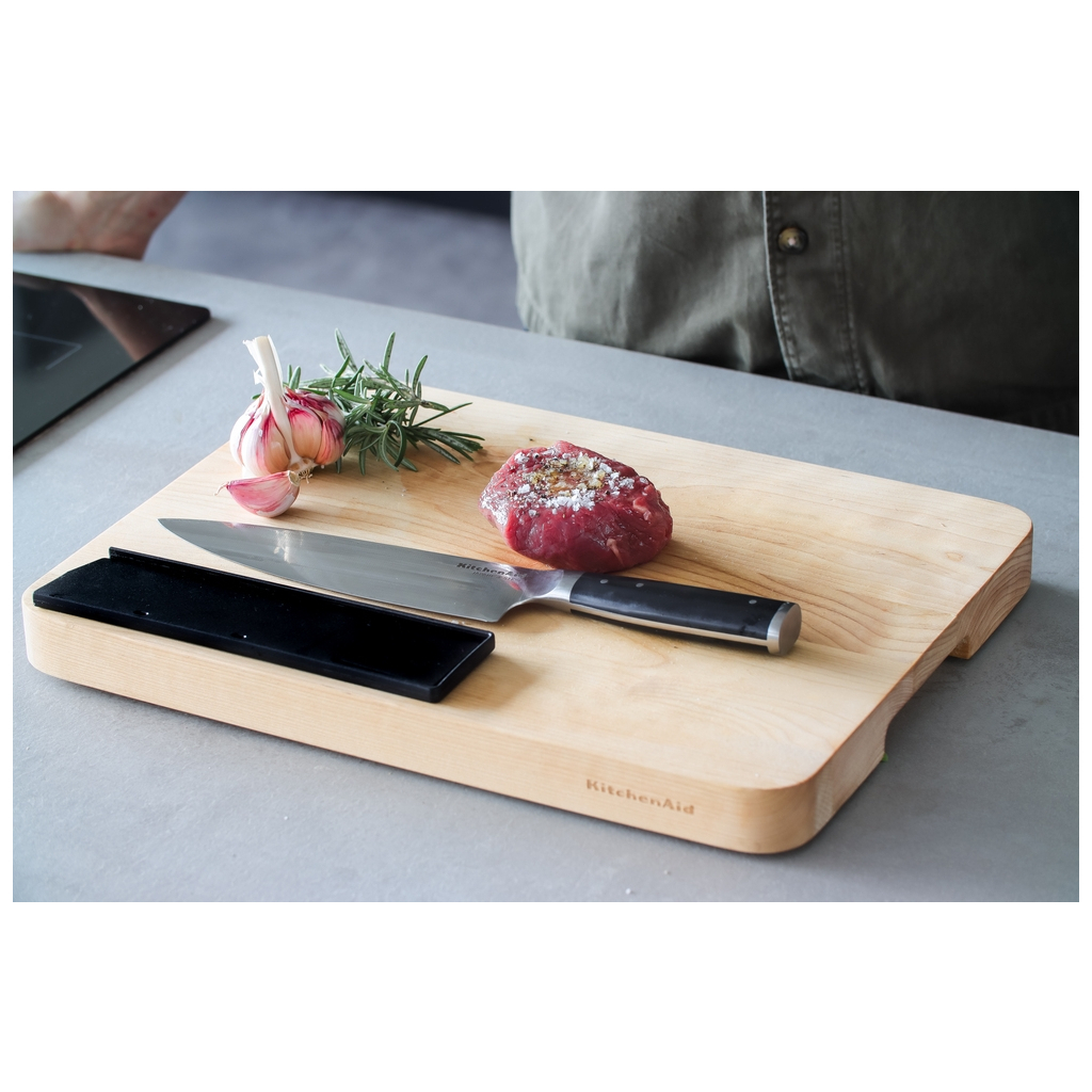 Кухонний ніж KitchenAid Coreline з захисним чохлом для леза, 20 см (KOG8IFSSOHOBA) - зображення 4