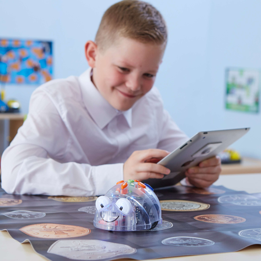 Конструктор tts Набір роботів Blue-Bot Bluetooth Programmable Robot Class Pack (EL00515) - зображення 4