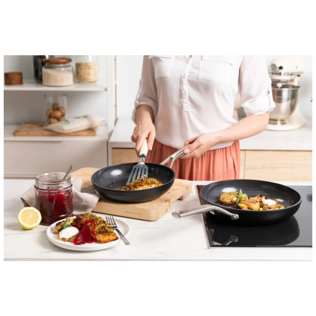 Набір сковорідок KitchenAid FHA 20 + 28 см (CC005698-001) - зображення 6