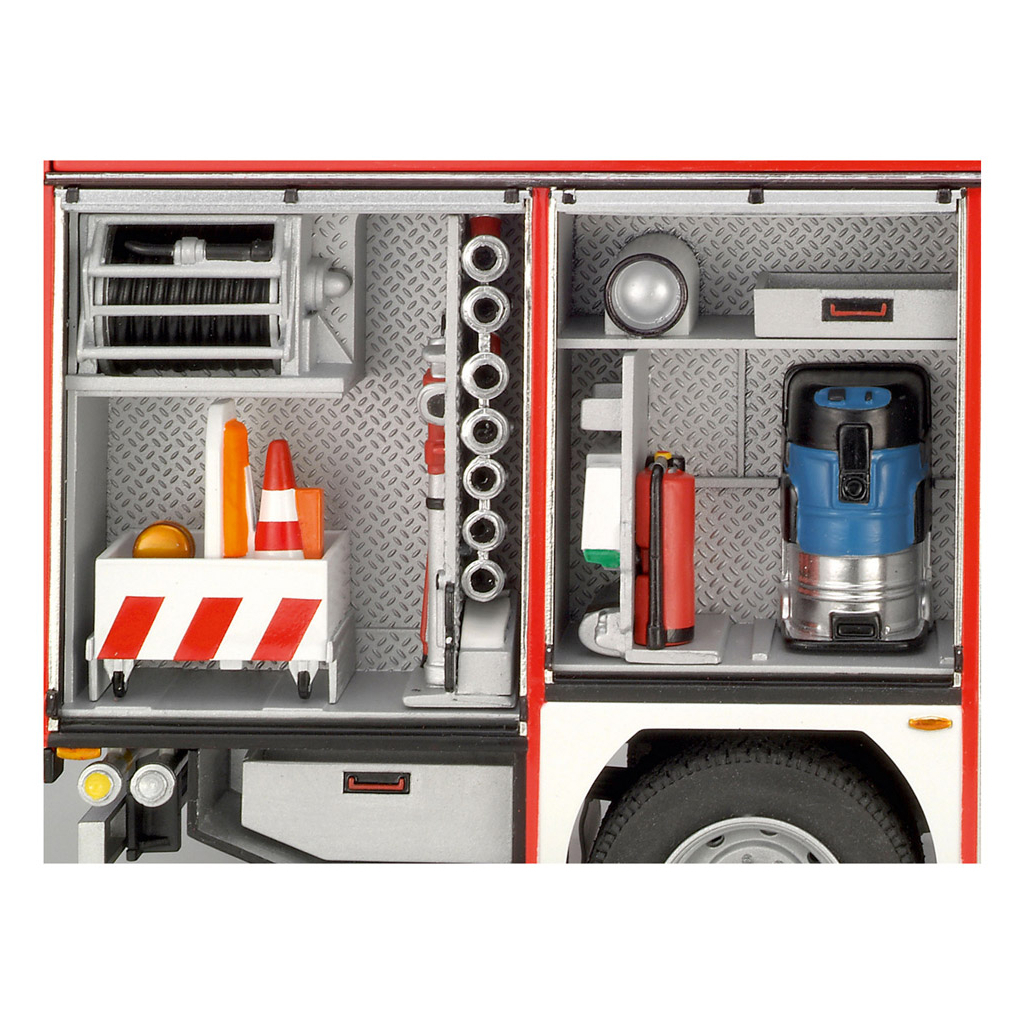 Збірна модель Revell Пожежна машина VARUS 4x4 рівень 4 масштаб 1:24 (RVL-07452) - зображення 5