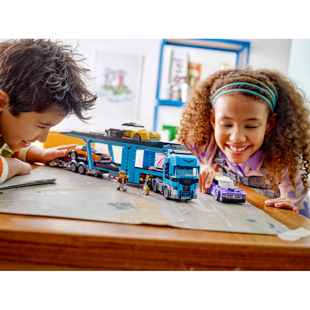 Конструктор LEGO City Вантажівка-транспортер зі спортивними авто (60408) - зображення 9