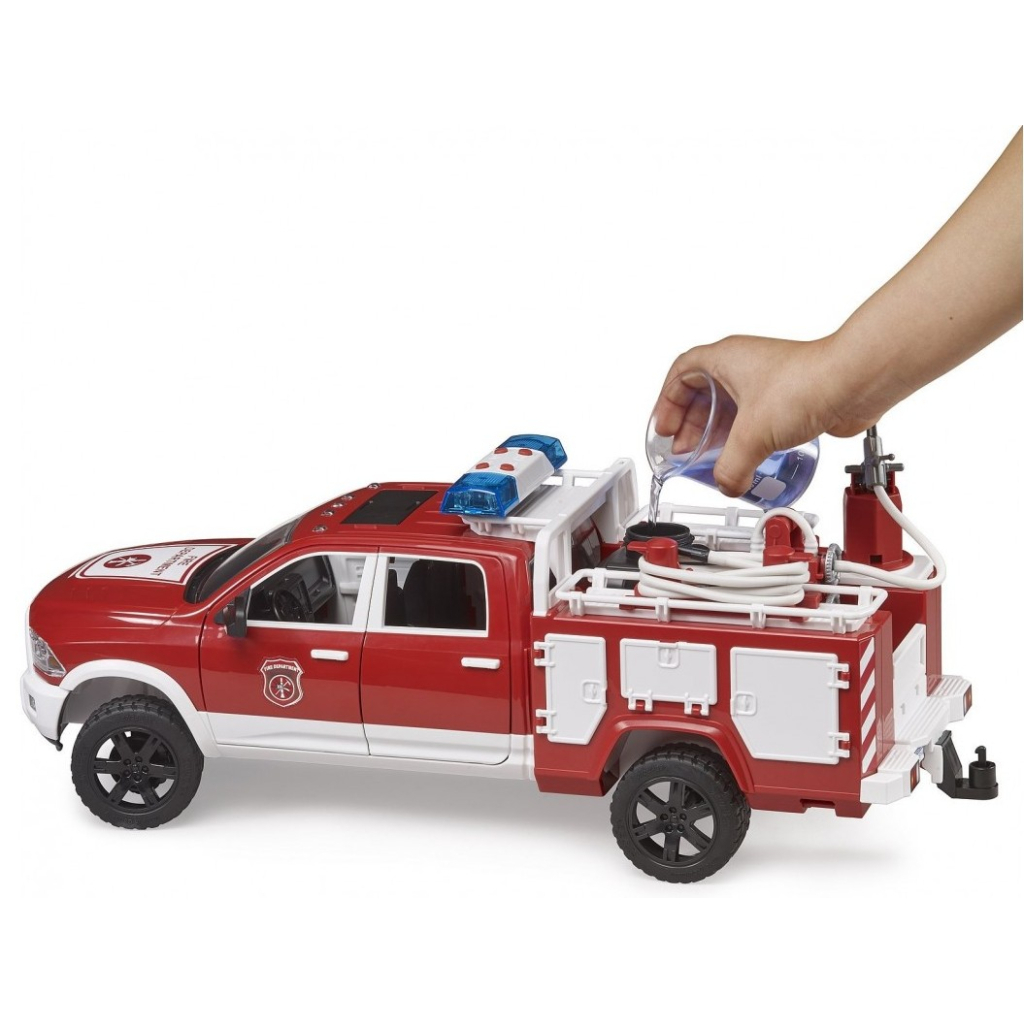 Спецтехніка Bruder RAM 2500 Пожежна машина 1:16 (02544) - зображення 2