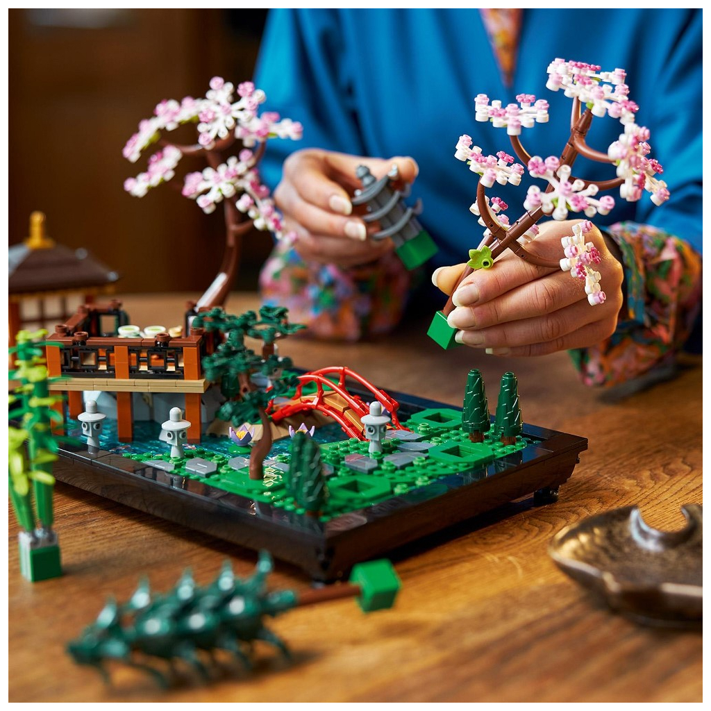 Конструктор LEGO Icons Тихий сад 1363 деталі (10315) - зображення 8