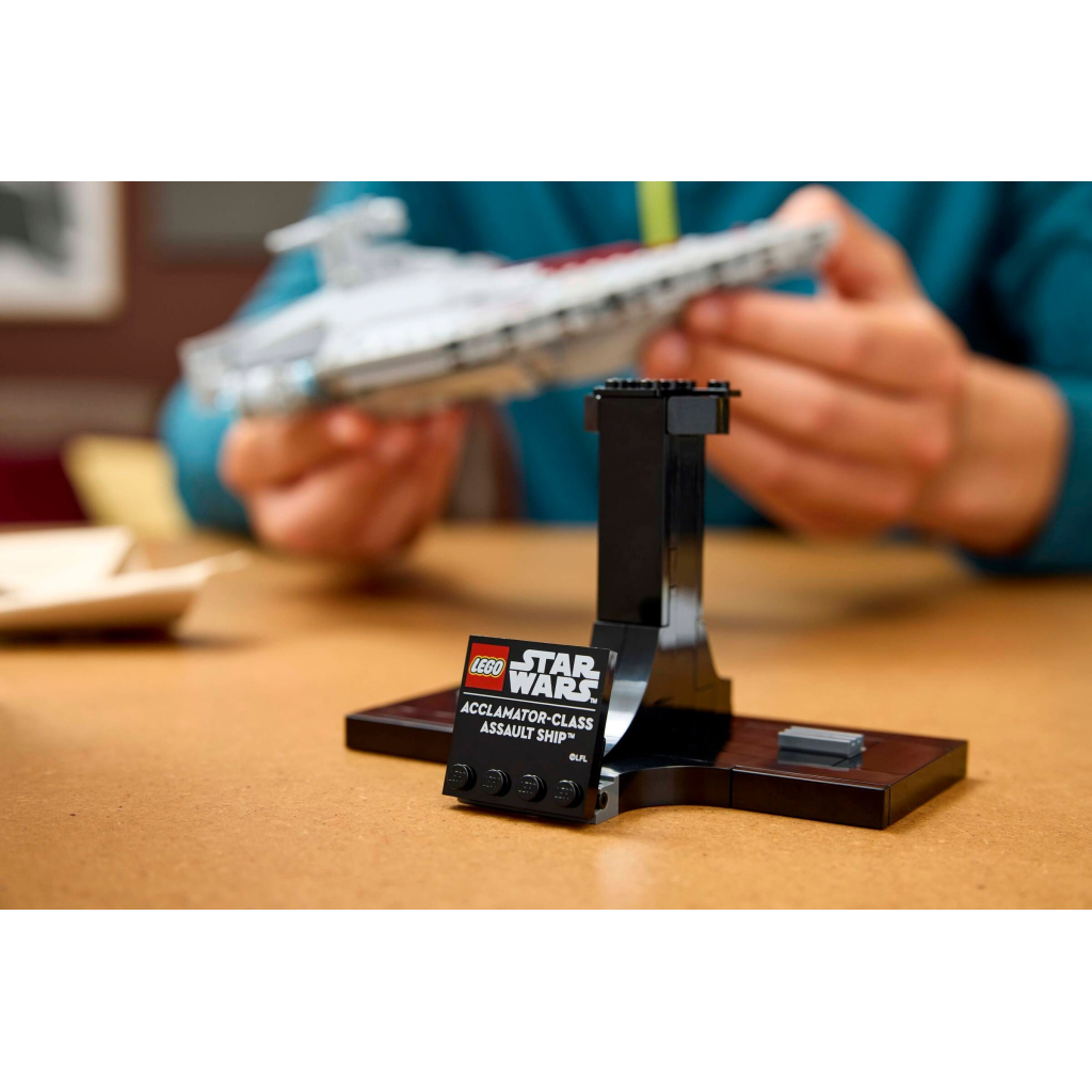 Конструктор LEGO Star Wars Штурмовий корабель класу Аккламатор (75404) - зображення 10