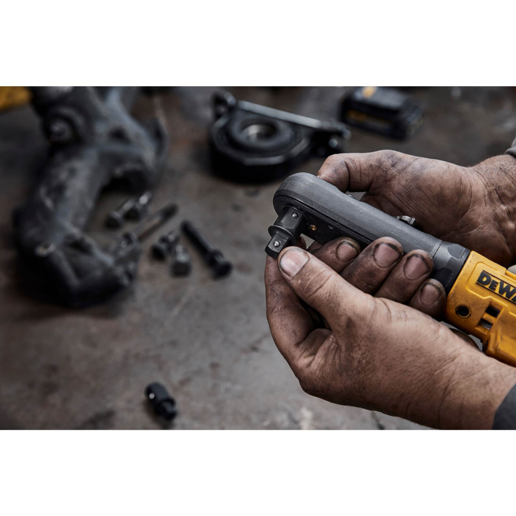 Гайковерт DeWALT кутовий, XR Li-Ion PowerStack 18 GFN, 1.7Ah, 102 Нм (DCF510E2G) - изображение 10