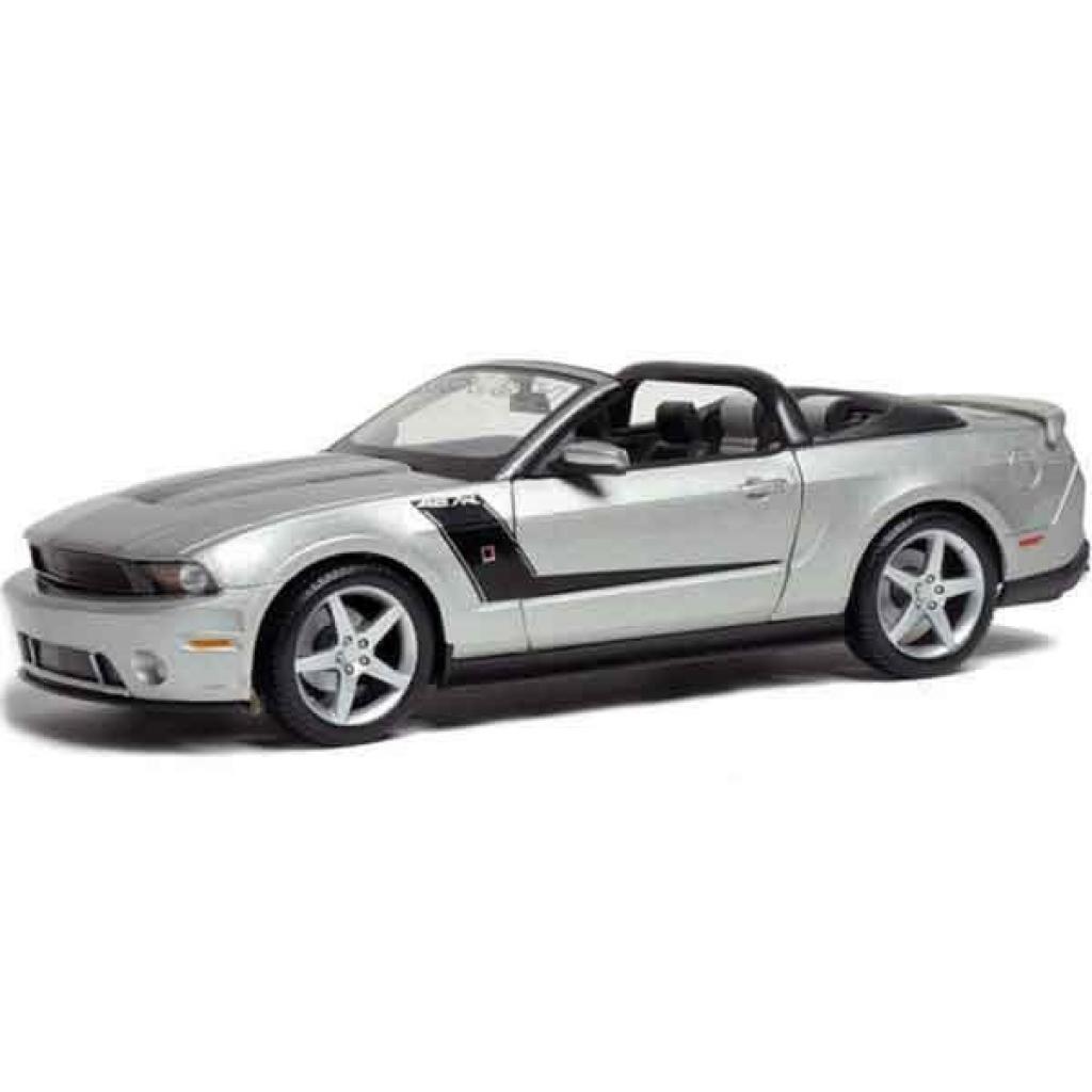 Машина Maisto Roush 427 Ford Mustang Convertible 2010 (1:18) серебристый (31669 silver) - зображення 1