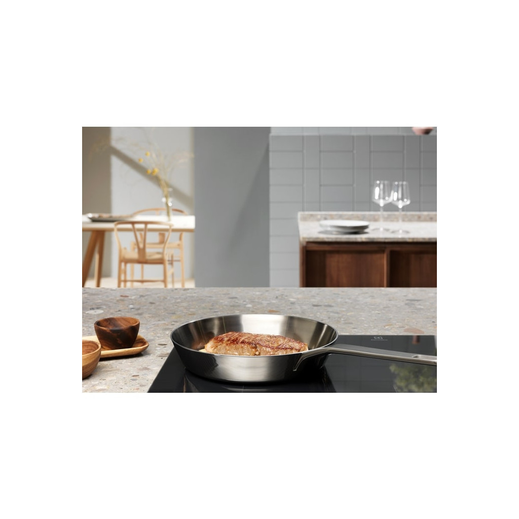 Варочна поверхня Electrolux EIS8648 - изображение 10