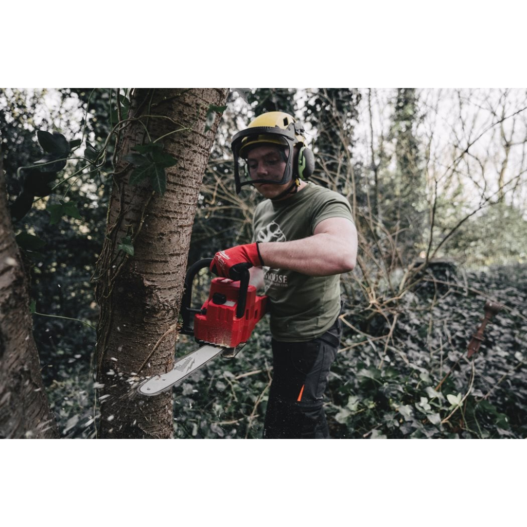 Ланцюгова пила Milwaukee FCHS35-0 M18, 35 см (без АКБ та ЗП) (4933479678) - зображення 12