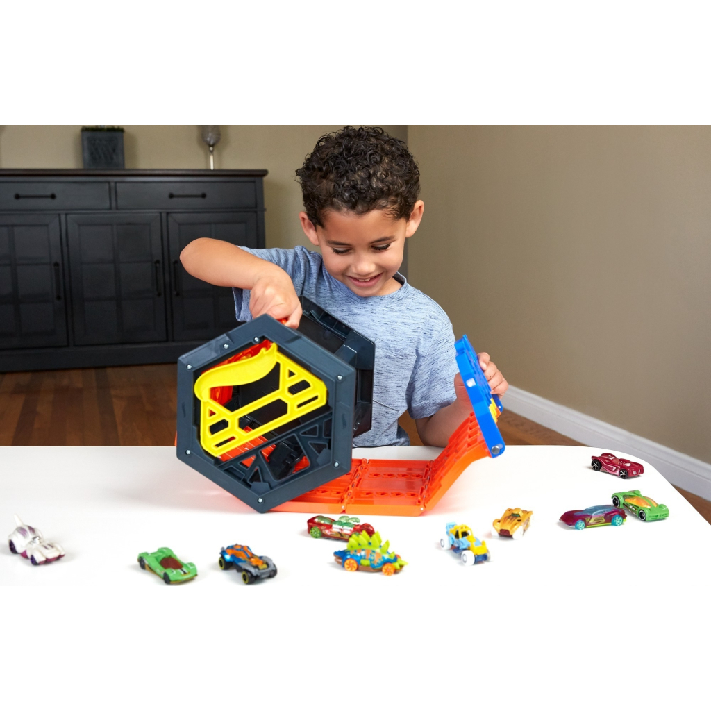 Автотрек Hot Wheels Перегони (GYX11) - зображення 5