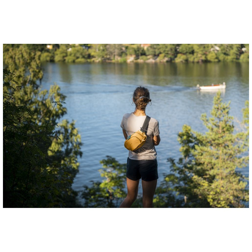 Сумка Pacsafe Eco Anti-Theft Waist Pack Теракотова (41104231) - зображення 9