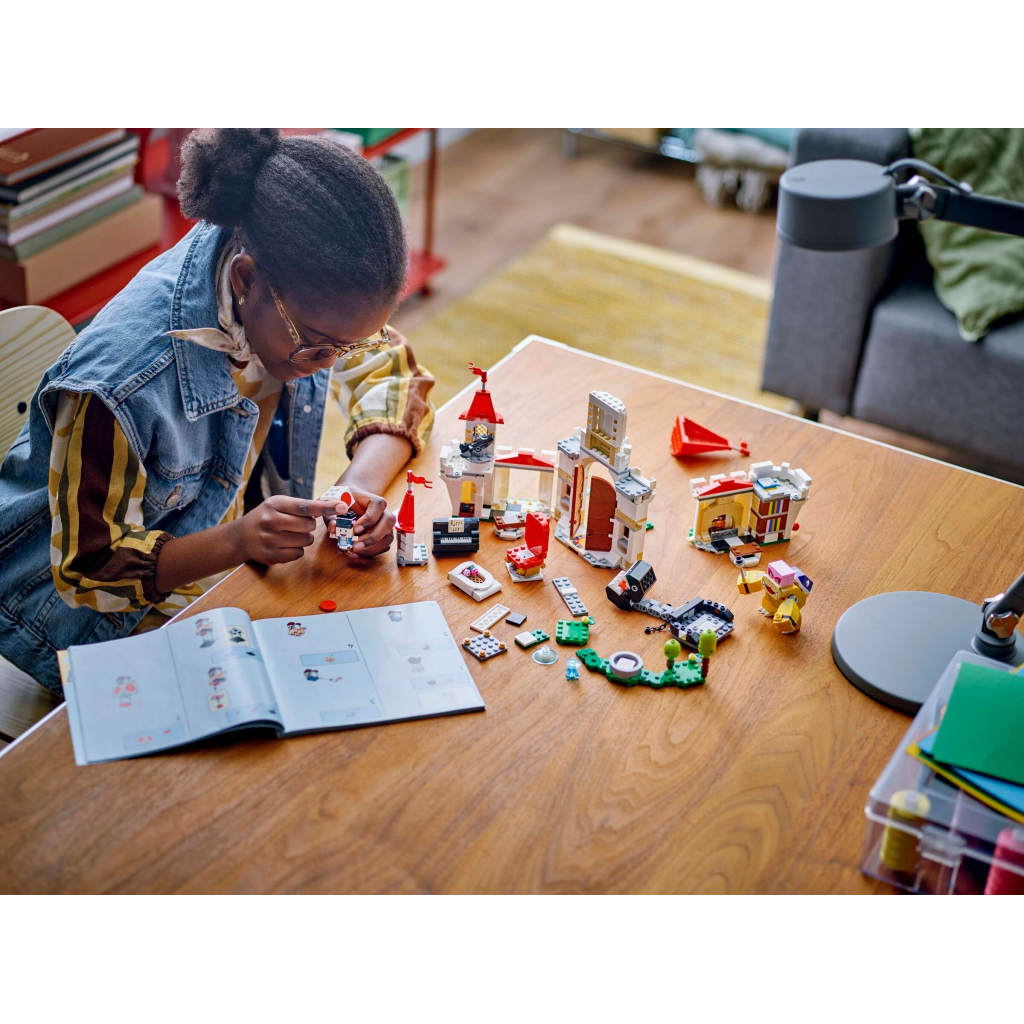 Конструктор LEGO Super Mario Битва з Роєм біля замку Піч (71435) - зображення 11